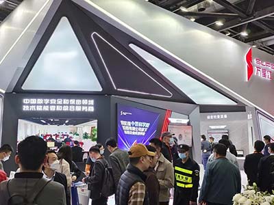 萬里紅國產化辦公軟件亮相2023第八屆北京軍博會